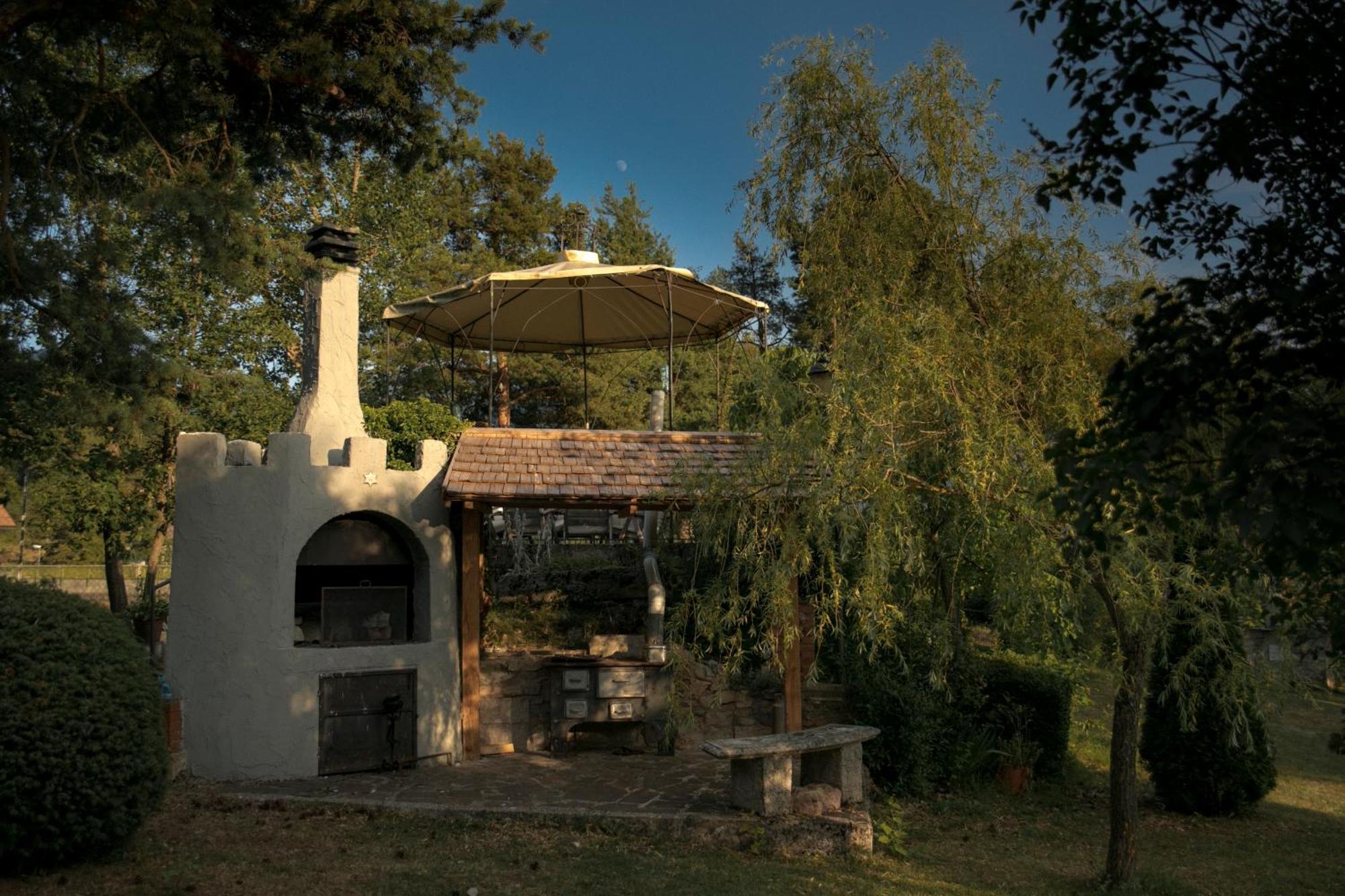 La Villa Del Barone Predaia Exterior foto